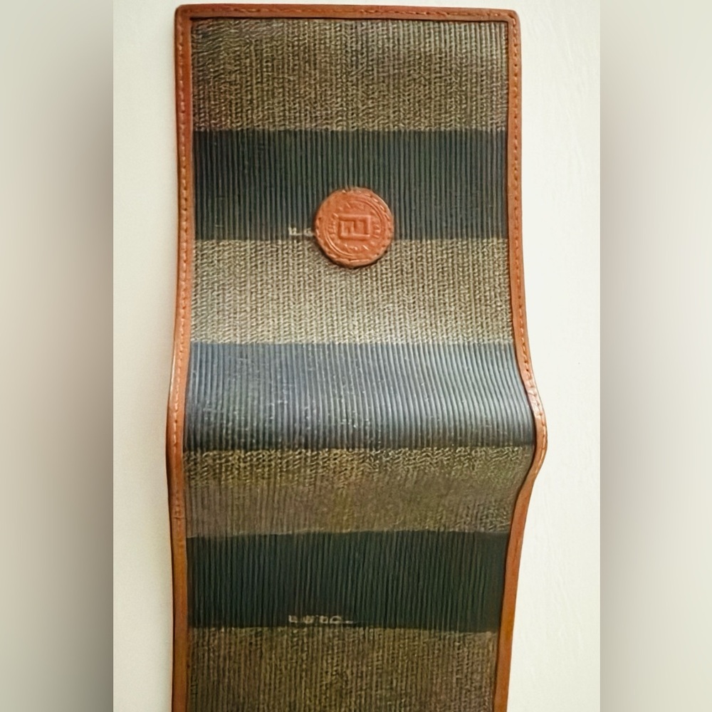 Sophisticated Brown and Black Men's Wallet